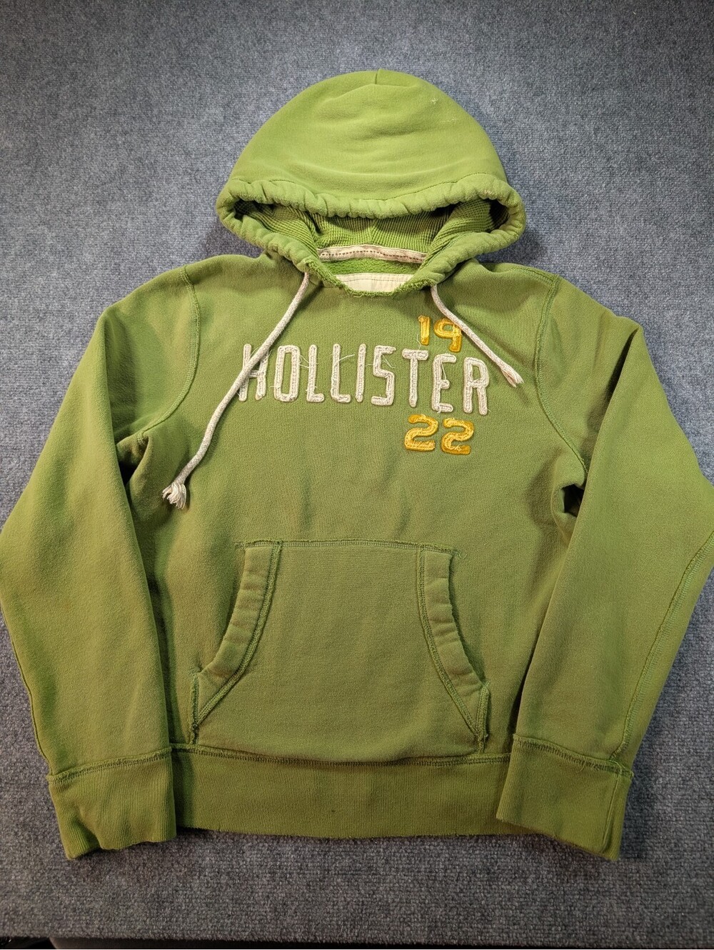 Vintage Y2K Hollister Women's XL Green Hoodie Spell Out Distressed Frayed